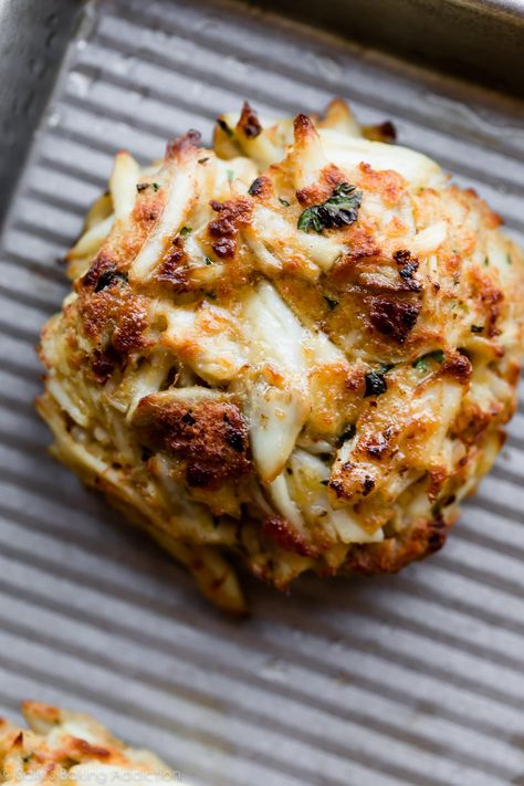 Frozen Crab Cakes, Feast Recipes, Mini Crab Cakes, Crab Cake Recipes, Lump Crab Cakes, Crab Feast, Maryland Crab Cakes, Crab Dishes, Maryland Crabs