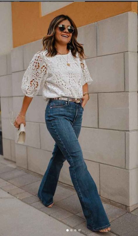 What To Wear With Flare Jeans, White Flare Jeans Outfit, Flared Jeans Outfit Summer, Flare Jeans Outfit Spring, Flair Jeans Outfit, Outfits With Flares, Flare Jeans Outfit, Jeans Outfit Spring, Looks Jeans