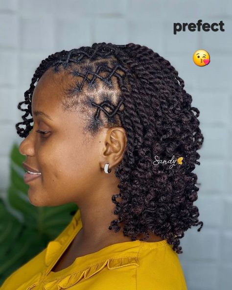 Short Mini Twists With Extensions, Nigerian Hairstyles, Wedding Bob, Braids Weave, Natural Hair Mohawk, Black Hair Protective Styles, Short Hair Twist Styles, Latest Hair Braids, Natural Updo