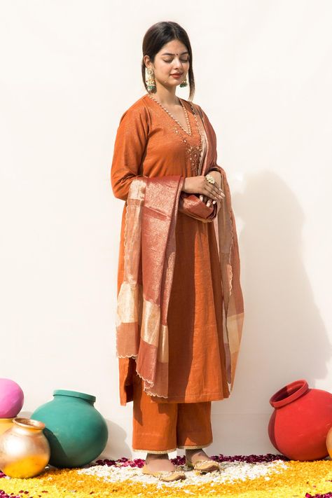 Shop for MITHI SUPARI Orange Tissue Kesar Neck Embroidered Kurta Pant Set for Women Online at Aza Fashions Orange Indian Outfit, Simple Suit Designs, Latest Suit Design, Kurta Pant Set, Anarkali Dress Pattern, Indian Designer Suits, Desi Wear, Pakistani Fashion Casual, Long Kurti Designs