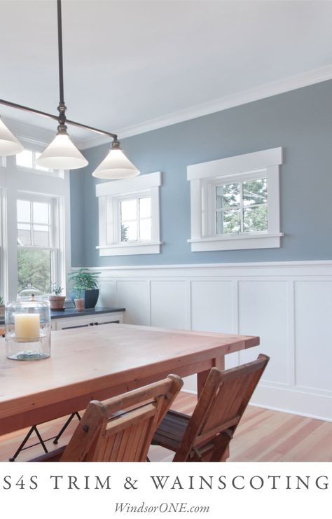 Trim Wainscoting, Cozy Craftsman, Wainscoting Wall Paneling, Craftsman Dining Room, Wainscoting Kitchen, Kitchen Dining Room Combo, Wainscoting Wall, Craftsman Trim, Dining Room Wainscoting