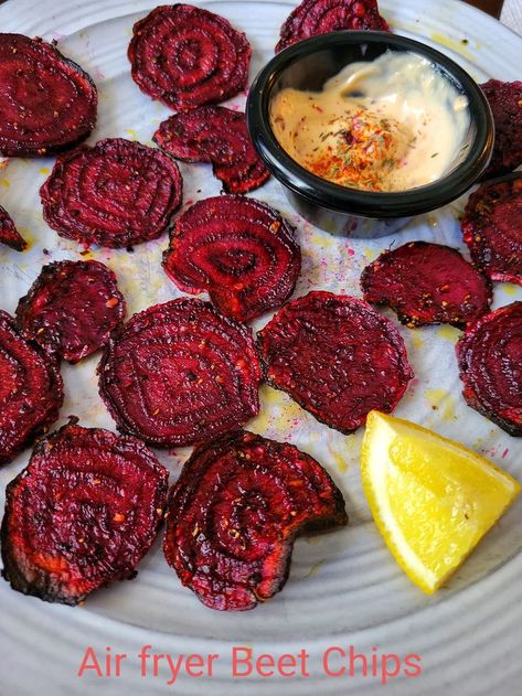 Air fryer Beet chips are Delicious, crispy, and very addictive. Roasts in 7 minutes in air fryer Beet Chips Recipe, Daily Yum, Borscht Recipe, Beet Chips, Cooks Air Fryer, Air Fry Recipes, Roasted Beets, Air Fryer Recipes Easy, Air Fryer Recipes Healthy