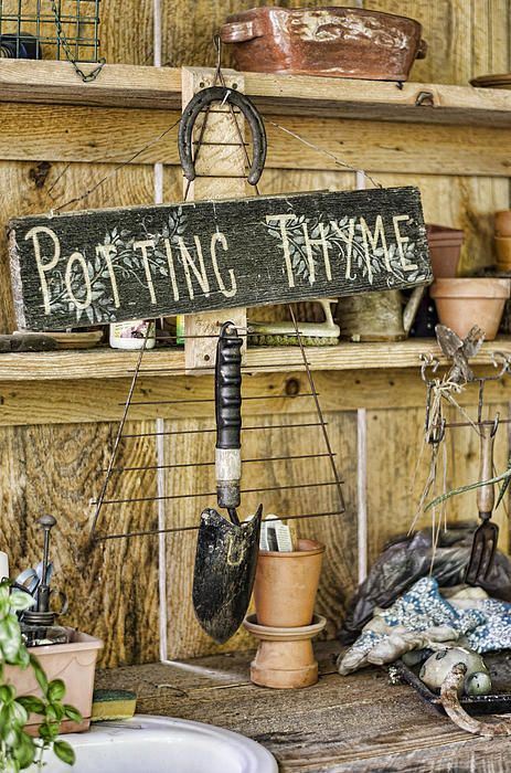 Garden Phrases, Potting Bench Ideas, Potting Station, Potting Benches, Country Garden Decor, Fun Sign, Shed Signs, Potting Tables, Potting Table