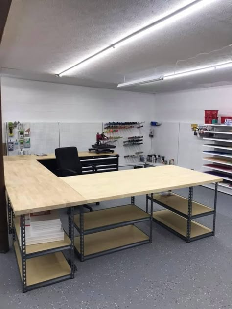 Tshirt Business Office Setup, Heat Press Office Set Up, Graphic Design Workspace Desks, Vinyl Shirt Work Station, Airbrush Workstation, Summer Flower Pots, Warehouse Office Design, Print Shop Design, Craft Room Tables