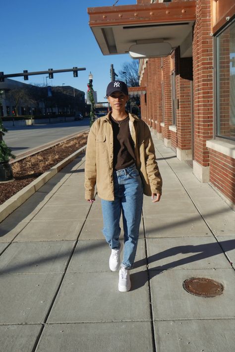 Brown Yankees Hat, 90s Street Wear, Yankees Hat, 90s Looks, Bomber Jacket, Fall Winter, Street Wear, Closet, How To Wear