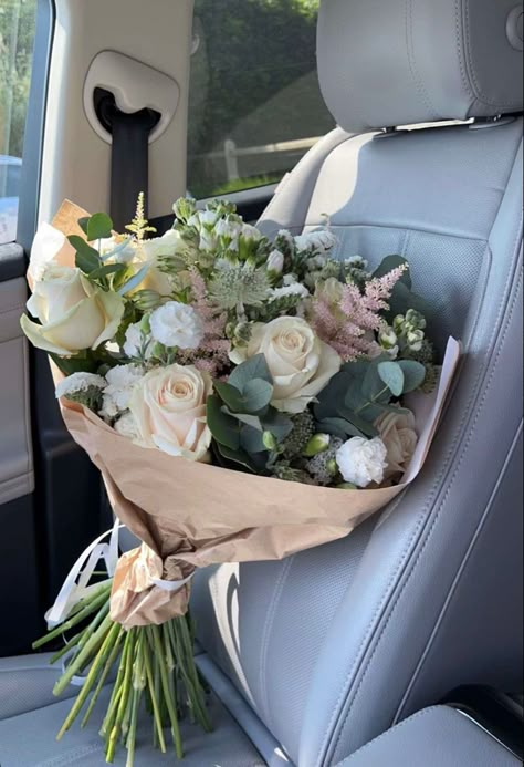 Flores Aesthetic, Luxury Flower Bouquets, Boquette Flowers, Flowers Bouquet Gift, Nothing But Flowers, Saying No, Flower Therapy, Beautiful Bouquet Of Flowers, Beautiful Bouquet