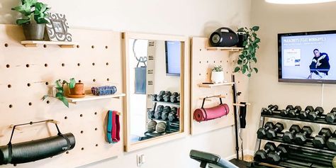 Balcony Gym Ideas, Giant Pegboard, Home Gym Storage, Gym Organizer, Home Gym Ideas, Pegboard Wall, Workout Room Home, Home Gym Garage, Diy Home Gym