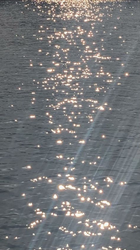 Ocean ripples sparkling from the sun Ipad Wallpaper Photography, Nature, Ocean Sparkle Aesthetic, Sun Glistening On Water, Sparkling Ocean Aesthetic, Sparkling Ocean Water, Glistening Water Aesthetic, Ocean Themed Phone Wallpaper, Sparkling Water Photography