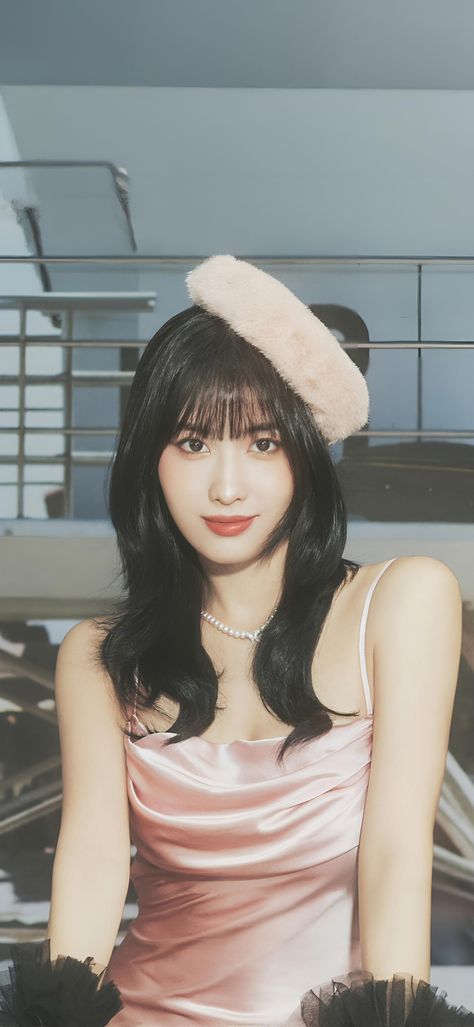 #MOMO Wallpaper  #TWICE #MOMOWALLPAPERS Twice Momo Wallpaper, Momo Hot, Momo Wallpaper, Momo Hirai, Twice Group, Oh My Goddess, Twice Momo, Twice Kpop, Hirai Momo