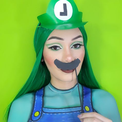 Luigi Makeup, Super Mario Makeup, Mario Makeup, Super Mario, Makeup Ideas, Halloween Face, Face Makeup, Halloween Face Makeup, Mario