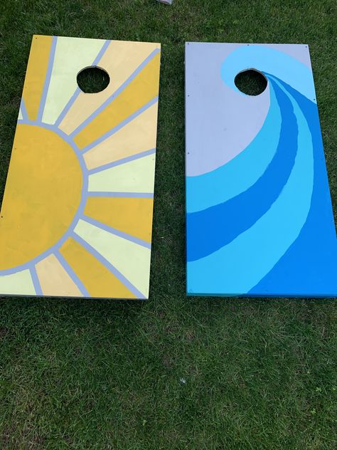 Diy Painting Cornhole Boards, Simple Corn Hole Board Designs, Corn Hole Board Ideas Design, Beach Cornhole Boards Designs, Cute Cornhole Boards Designs, Corn Hole Designs Paint, Sun And Moon Cornhole Board, Diy Corn Hole Boards Design, Beach Cornhole Boards