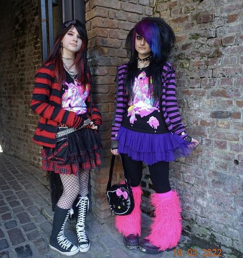 00s Emo Fashion, Scenemo Outfits 2000s, Chubby Scene Outfits, Plus Size Scene Outfits, Early 2000s Scene Fashion, 2000 Scene Fashion, Plus Size Scene Girl, Scene Winter Outfits, Winter Scene Outfits