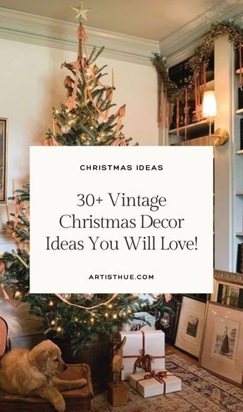 Vintage Retro Christmas Tree Ideas | Home Vintage Christmas Decor Ideas #christmas #vintagechristmas Statement Christmas Decor, Homespun Christmas Tree, Vintage Christmas Trees Ideas, Display Old Christmas Cards, Decorated Christmas Trees Ideas Vintage, Vintage Trees Christmas, Holiday Vintage Aesthetic, Christmas Decor Old House, Old Style Christmas Tree