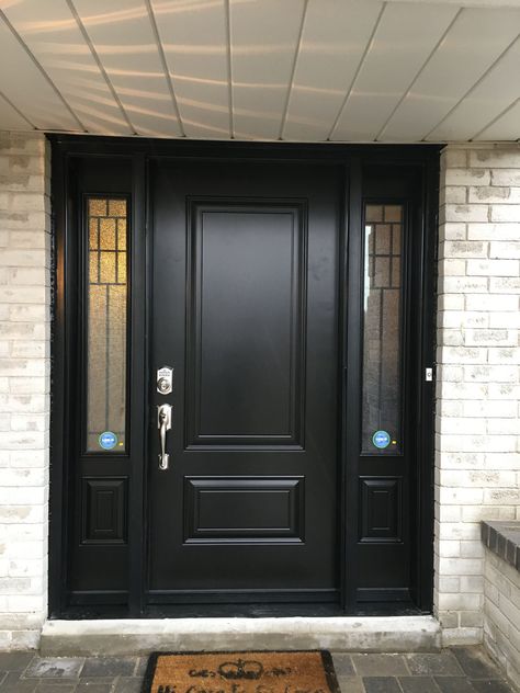 French Main Door, Black Exterior Doors Front Entry, Doors Exterior Modern, Black Entrance Door, Black Front Door Ideas, Black Entry Doors, Exterior Door Frame, Black Exterior Doors, Pintu Interior