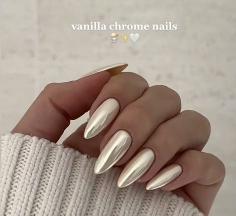 Light Metallic Nails, Coloured Chrome Nails, Chrome Nails Colors, Vanilla Chrome Nails, Chrome Nail Colors, White Chrome Nails, Gold Chrome Nails, Chrome Nails Designs, Nails Today