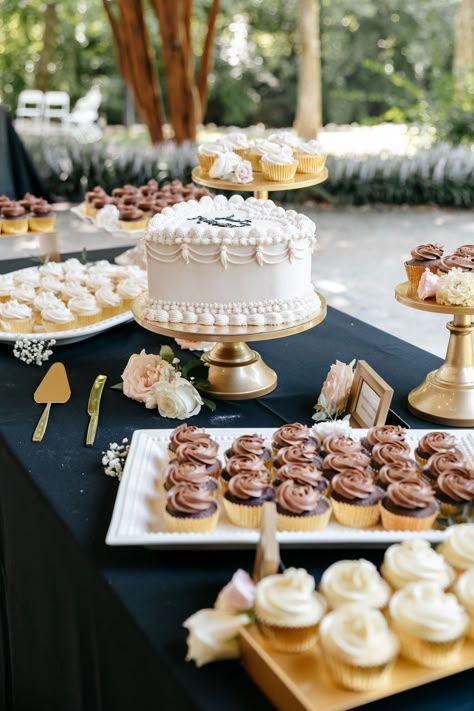 Sweet treats under the open sky.  Dessert table goals. #weddingplanning #knoxvillewedding #weddingvenue #outdoorwedding #knoxvilleweddingvendor #weddinginspo #weddingtrends #fallwedding #springwedding #summerwedding #weddingphotoinspo #tnwedding #pinkbride #thepinkbride #maryville venue #easttnweddingvenue #smokymountainwedding #tenweddingvenue #smokymountainvenue #easttnwedding Beignets Wedding, Dessert Only Reception, Cupcake Table Wedding Display, Wedding Cupcake Bar, Wedding Food Dessert, Mini Dessert Bar Wedding, Ice Cream At Wedding Reception, Dessert Table Decorations Wedding, Non Traditional Wedding Desserts