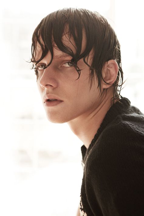 Leo Bruno Rocks the Wet Hair Look for Skye Tan Shoot Wet Hair Look Men, Wet Hair Look, Wet Look Hair, Mens Fashion Editorial, Editorial Hair, Man Photography, Creative Hairstyles, Hair Reference, Photography Poses For Men