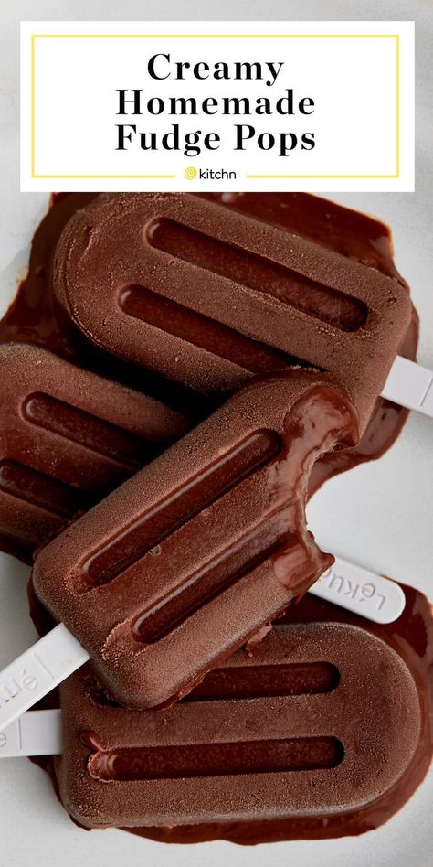 How To Make Fudgicles, Home Made Fudgesicles, Diy Fudgesicles, Fudge Popsicle Recipe, Homemade Fudgesicles, Popcicles Recipes, Fudgesicle Recipe, Chocolate Popsicle, Fudge Popsicles