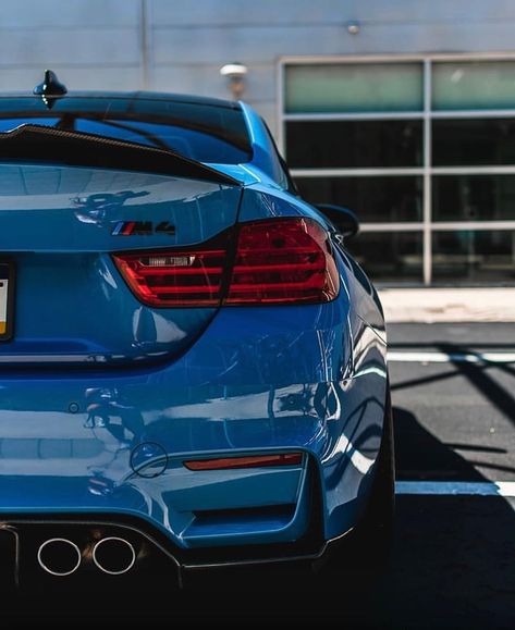 BMW F82 M4 in Yas Marina Blue M2 Bmw, Blue Bmw, F82 M4, Bmw X7, Funny Bumper Stickers, Bmw M2, Hot Hatch, Marina Blue, Bmw M4