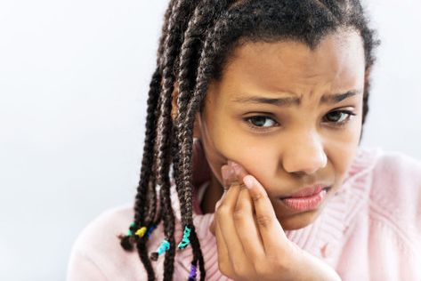 I’ve been using hydrocortisone cream for a rash on my face, but it isn’t helping. What should I do? - Tu Salud Remedies For Tooth Ache, Hydrocortisone Cream, Dental Emergency, Pediatric Dental, Canker Sore, Pediatric Dentist, Family Dental, Skin Diseases, Skin Conditions