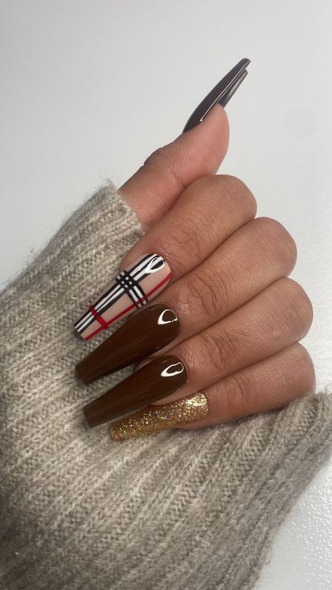 Explore 19 cute fall coffin nail ideas for 2024, showcasing a variety of shapes and lengths. From acrylic short French tips to medium fall designs, these ideas are ideal for anyone looking to update their nails for the season. Whether you're into cute shaped nails for fall or prefer a simple acrylic fall look, these designs offer endless inspiration. Brown Flannel Nails, Light Pink And Brown Nails, Fall Coffin Nails 2024, Fall French Tips Nails, Autumn Nails Coffin, Brown Coffin Acrylic Nails, Plaid French Tip Nails, Burberry Nails Design, Fall Acrylic Nails Autumn Coffin