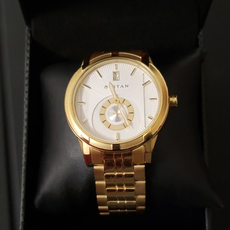 Golden Classic Titan Watch. Never Worn Mens Wedding Watch, Men Gold Accessories, Titan Watches Men, Golden Watch Men, Titan Watch, Gold Watches For Men, Golden Belt, Golden Watch, Mens Designer Watches