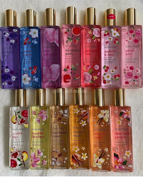 Profumo Victoria Secret, Koleksi Parfum, Perfume Body Spray, Bath And Body Works Perfume, Shower Skin Care, Body Smells, Pretty Skin Care, Perfume Scents, Perfume Lover