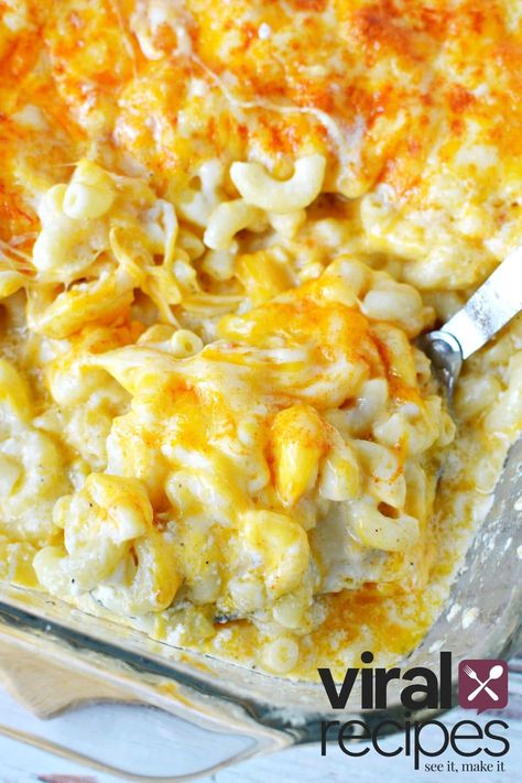 Max And Cheese Recipes Baked Macaroni, Southern Baked Macaroni And Cheese, Creamy Baked Macaroni And Cheese, Southern Macaroni And Cheese, Mac And Cheese Recipe Soul Food, Easy Mac N Cheese Recipe, Macaroni And Cheese Casserole, Southern Mac And Cheese, Best Mac N Cheese Recipe