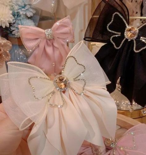 Embroidery Bow, Bow Designs, Embroidered Hair Bows, Hair Bow Organizer, Bow Organizer, Diy Hair Accessories Ribbon, Wedding Dress Bustle, Fancy Bows, Polymer Clay Flower Jewelry