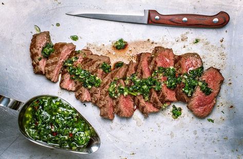 The Culotte steak goes by many names, a.k.a Picanha, the prized cut in Brazilian Churrascarias, and also goes by the less appealing English name Rump Cap. The culotte is very flavorful and tender as it is an extension of the sirloin and is also less dear than the noble Ribeye or Sirloin. Chimichurri is the traditional way of serving steak in Argentina, which was used as inspiration. Steak Sirloin, Flank Steak Chimichurri, Grilled Sirloin, Chimichurri Steak, Steak With Chimichurri Sauce, Chimichurri Sauce Recipe, Grill Steak, Rump Steak, Grilled Flank Steak