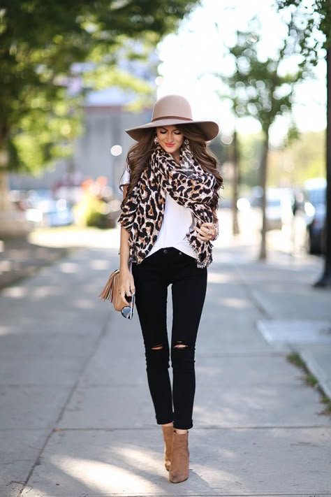 fall leopard scarf Leopard Scarf Outfit, Caitlin Covington, Southern Curls And Pearls, Designer Clothing Brands, Leopard Scarf, Scarf Outfit, Fall Outfit Ideas, Fall Fashion Trends, Casual Fall Outfits