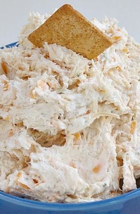 Can Chicken Dip, Canned Chicken Dip, Chicken Dip With Cream Cheese, Chicken Cheese Dip, Dip With Cream Cheese, Savory Dips, Chicken Ranch, Can Chicken, Bread Easy