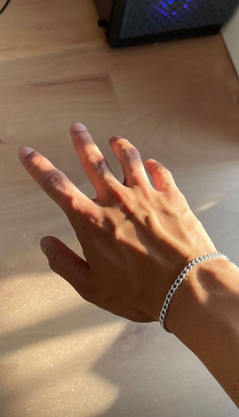 Guy Wearing Bracelet Aesthetic, Man Bracelet Aesthetic, Guys With Bracelets, Silver Hand Bracelet For Men, Bracelets For Men Aesthetic, Boy Jewelry Aesthetic, Men Jewelry Aesthetic, Mens Jewelry Aesthetic, Men Jewelry Bracelet