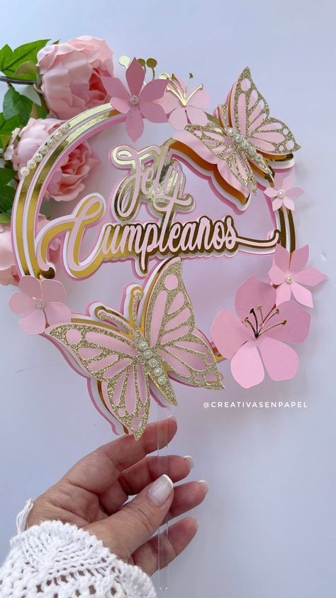 Paper Rosette Backdrop, Diy Cake Topper Birthday, Cricut Cake, Photo Cake Topper, Floral Cake Topper, Quinceanera Cakes, 3d Cake Toppers, Cake Banner, Crown Cake