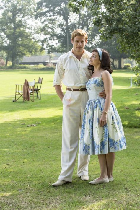 Morven Christie in Grantchester, Series 3 Tv Clothes, James Norton, Fashion 50s, Septième Art, Dapper Day, Costume Drama, Poses References, 50s Dresses, Fashion Mistakes