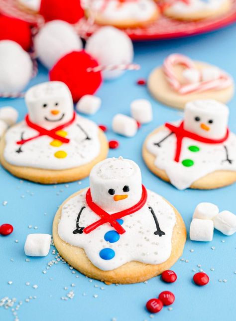 Snowman Hat Cookies, Snow Man Sugar Cookies, Melting Snowman Cupcakes, Marshmallow Snowman On A Stick, Christmas Cookies For Kids To Decorate, Winter Wonderland Snack Ideas, Decorating Christmas Cookies With Kids, Snowman Cupcakes Ideas, Christmas Treats Kids Can Make