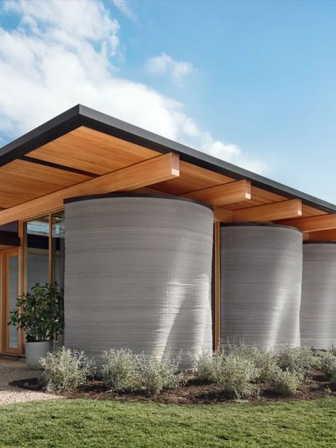 Lake|Flato and ICON’s House Zero in Austin, Texas, aims to move 3D-printed homes into the mainstream. #Architecture #InteriorDesign #DesignIdeas 3d Printed Building, 3d Printed House, Printed Concrete, Lake Flato, Amsterdam Houses, Rural House, Modern Ranch, Small Buildings, Ranch Style Home