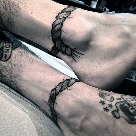 80 Rope Tattoo Designs For Men - Corded Ink Ideas Ryan Gosling Tattoos, Cara Delevingne Tattoo, Katy Perry Tattoos, Selena Gomez Tattoo, Rope Tattoo, Twisted Braids, Around Arm Tattoo, Snake Art, Tattoo Designs For Men