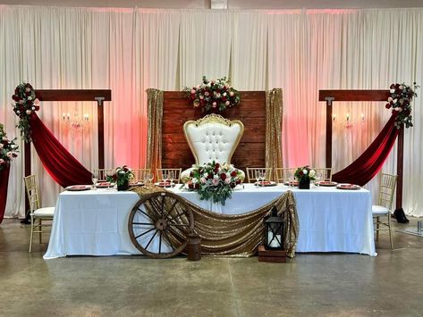 Quince Decorations Western Theme, Red Western Quinceanera Ideas, Charro Decorations For 15 Red, Quinceanera Ranchera Ideas, Farm Style Quinceañera, Charro Quinceanera Main Table, Horse Themed Quinceanera, Vaquero Quinceanera Theme Centerpieces, Charro Decorations For 15 White And Gold