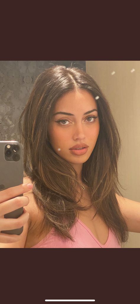 Dark Brown Hair For Tan Skin, Urban Brown Hair, Coloured Hair On Indian Skin, Hair Inspo Color Tan Skin, Brown Hair For Yellow Undertone Skin, Best Hair For Tan Skin, Dyed Hair Indian Skin, Brown Hair Colors Tan Skin, Golden Brown Hair On Tan Skin