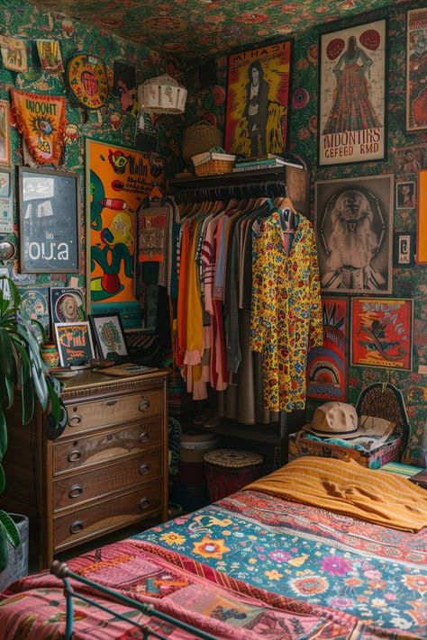 Retro Bedroom Inspirations, Room Ideas 70s, Boho Bedroom Storage, Mcm Bedroom, Retro Bedroom Decor, Room Redecorating, Bedroom Storage Ideas, Storing Shoes, Boho Bedroom Colorful