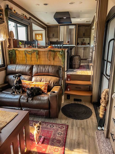 Rv Color Schemes, Small Travel Trailer Remodel, Small Travel Trailer, Rv Living Room, Fifth Wheel Living, Rv Interior Design, Rv Interior Remodel, Camper Interior Design, Tiny House Camper