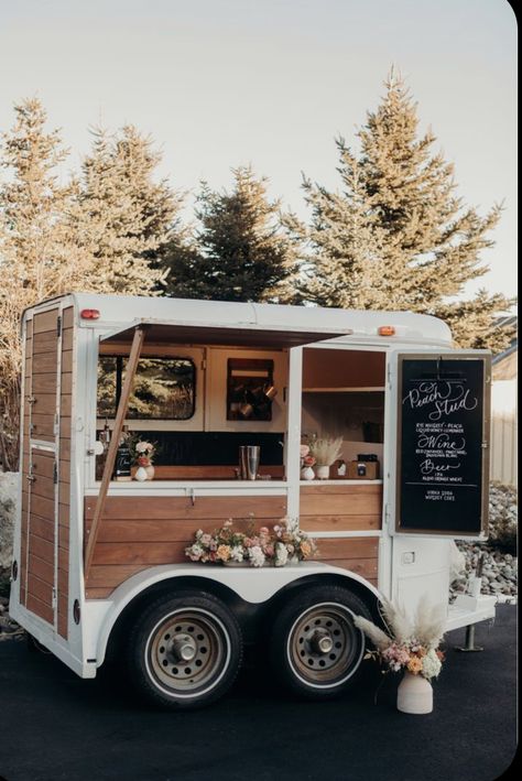 Horse Trailer Mobile Bar, Trailer Mobile Bar, Horse Trailer Bar, Trailer Bar, Coffee Food Truck, Mobile Bartending, Bar Mobile, Mobile Cafe, Mobile Bars