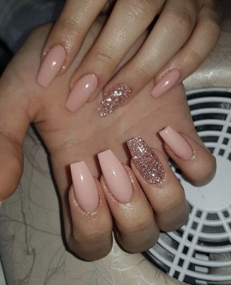 21st Birthday Nails, Wedding Nails For Bride Acrylic, Wedding Nails Ideas, Sugar Effect, Bridal Nails Wedding, Birthday Nail Designs, Wedding Nail Art Design, Nails For Bride, Wedding Nails French