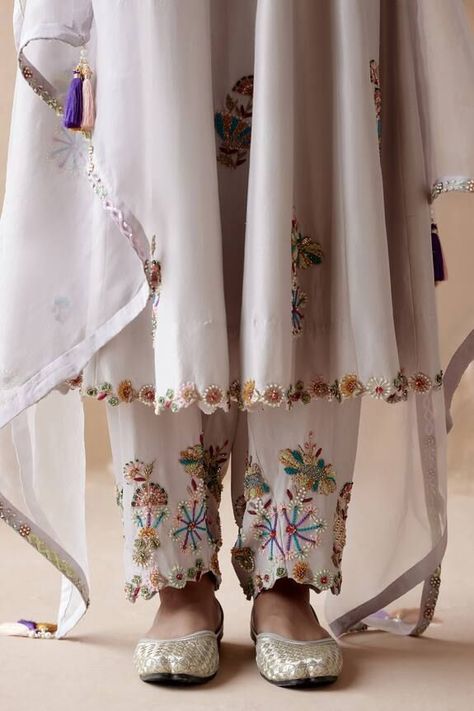 embroidery ideas Grey Anarkali, Floral Thread Embroidery, Embroidery Kurta, Zardozi Embroidery, Delicate Embroidery, Dupion Silk, Handwork Embroidery Design, How To Hem Pants, Hand Embroidery Art