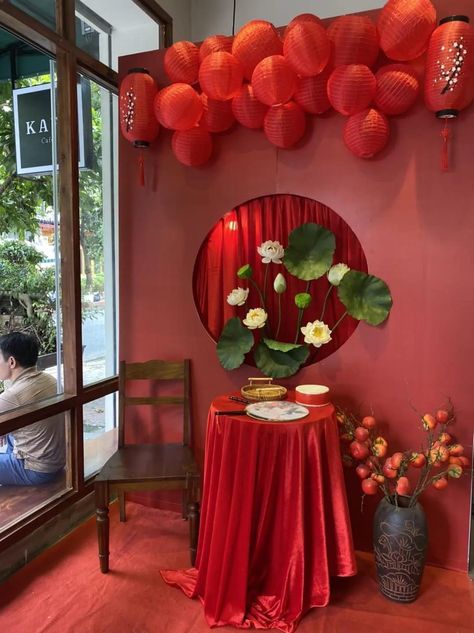 Cny Decoration Ideas Home, Lunar Year 2024, Lunar New Year Backdrop, Lunar New Year Decorations, Tet Holiday Decoration, Cny Decoration Ideas, Concept Tet, Backdrop Tet, Chinese New Year Backdrop