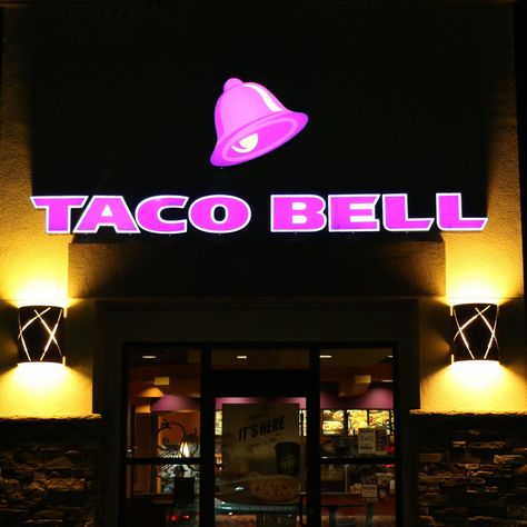 Vegetarians Upset After Taco Bell Eliminates Menu Items Chicken Chalupa, Taco Bells, State College Pennsylvania, Candlelight Vigil, Late Night Conversations, Candle Light Vigil, Mexican Pizza, Vegetarian Menu, Vegetarian Fast Food