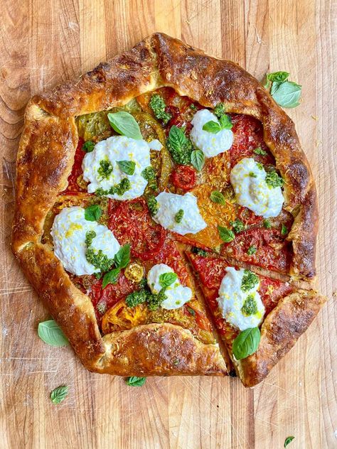 Wishbone Kitchen, Tomato Galette, Lemon Pesto, Hosting Tips, My Favorite Recipes, Heirloom Tomato, Juicy Tomatoes, Crust Recipe, Heirloom Tomatoes