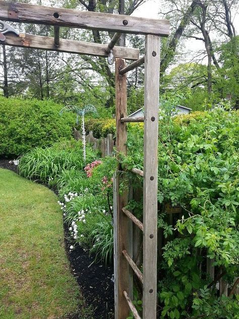 re purposed ladder becomes trellis, outdoor living, repurposing upcycling, Ready for spindle brackets other than screws and nails the only new parts of the trellis Ladder Garden, Ladder Trellis, Old Wooden Ladders, Arbors Trellis, Garden Vines, Garden Arbor, Garden Arches, Wooden Ladder, Have Inspiration