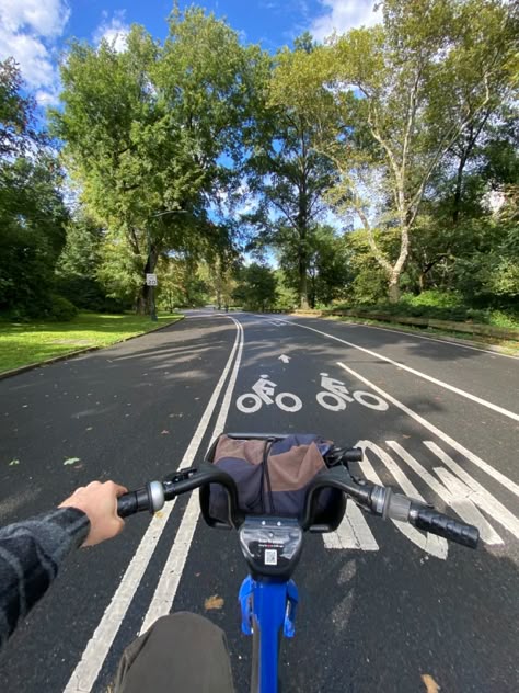 Nyc Bike Aesthetic, Central Park Bike Ride, Biking In The City, Riding Bike Aesthetic, Central Park Aesthetic, Bike Ride Aesthetic, Bicycle Aesthetic, Aesthetic Bike, Campus Aesthetic